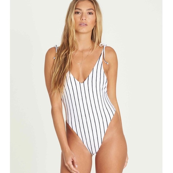 🔥🔥BILLABONG - BEAT ONE PIECE🔥🔥 - Picture 5 of 7